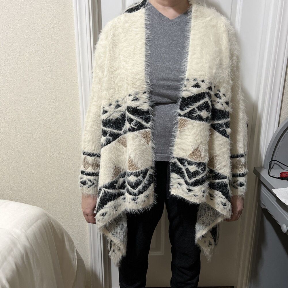 Tribal Aztec Open Front Long Cardigan Sweater Fuzzy White Black Gold Soft Cozy